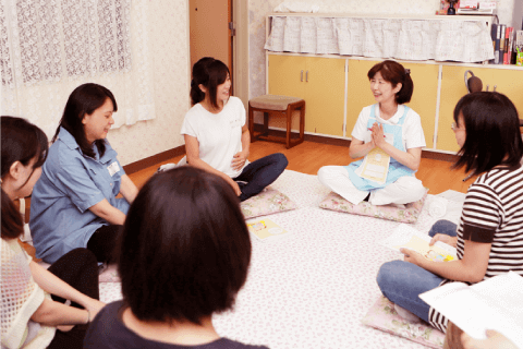 妊娠中期（７〜８ヶ月）母親教室